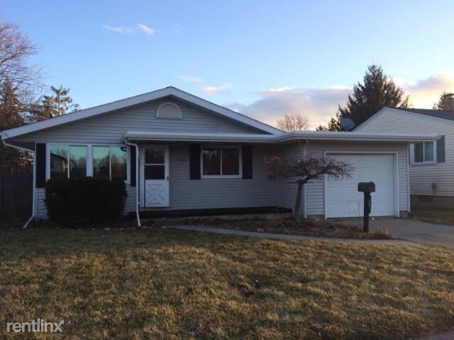 Foto principal - 3031 Weiss St
