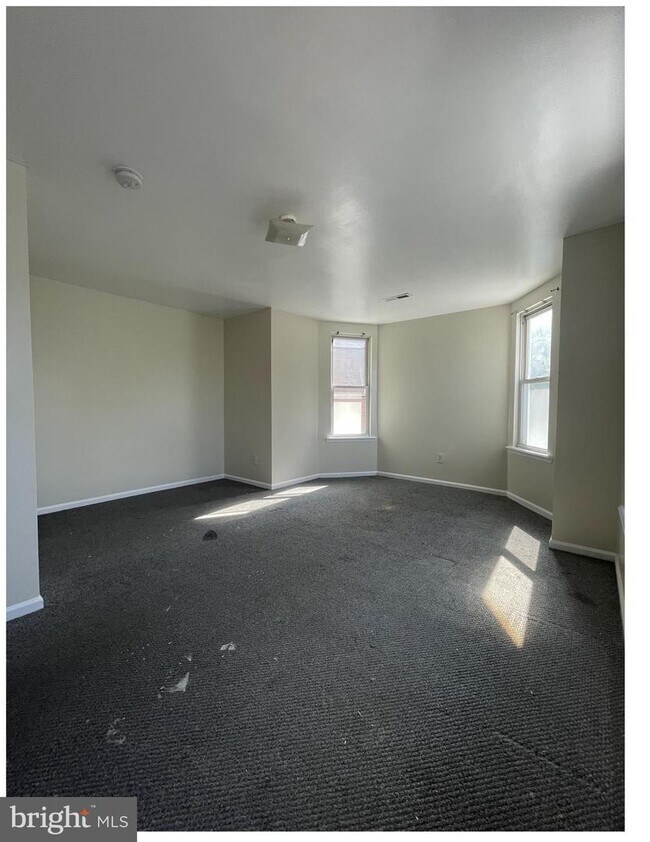 Foto del edificio - 510 W Queen Ln