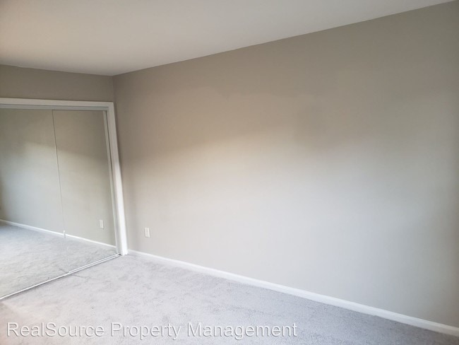 Foto del edificio - 4604 Kilcullen Dr