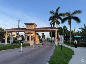 Building Photo - 500 Layne Blvd