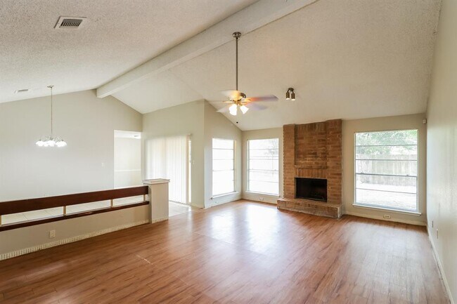 Building Photo - 7111 Navidad Rd