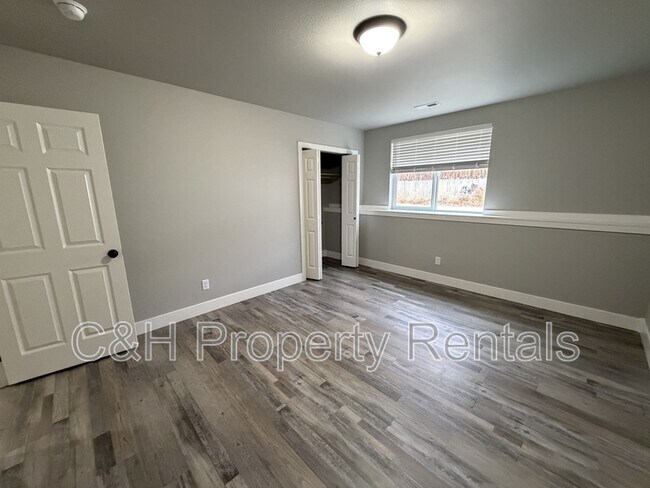 Foto del edificio - 1331 Lynn Ave