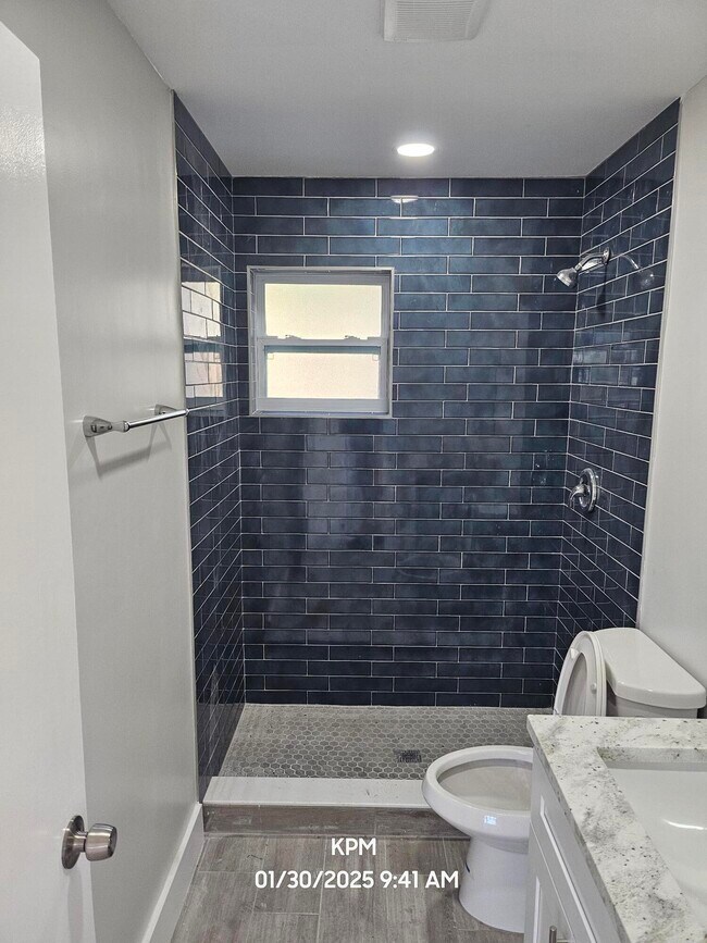 Foto del edificio - 1022 McIntosh St