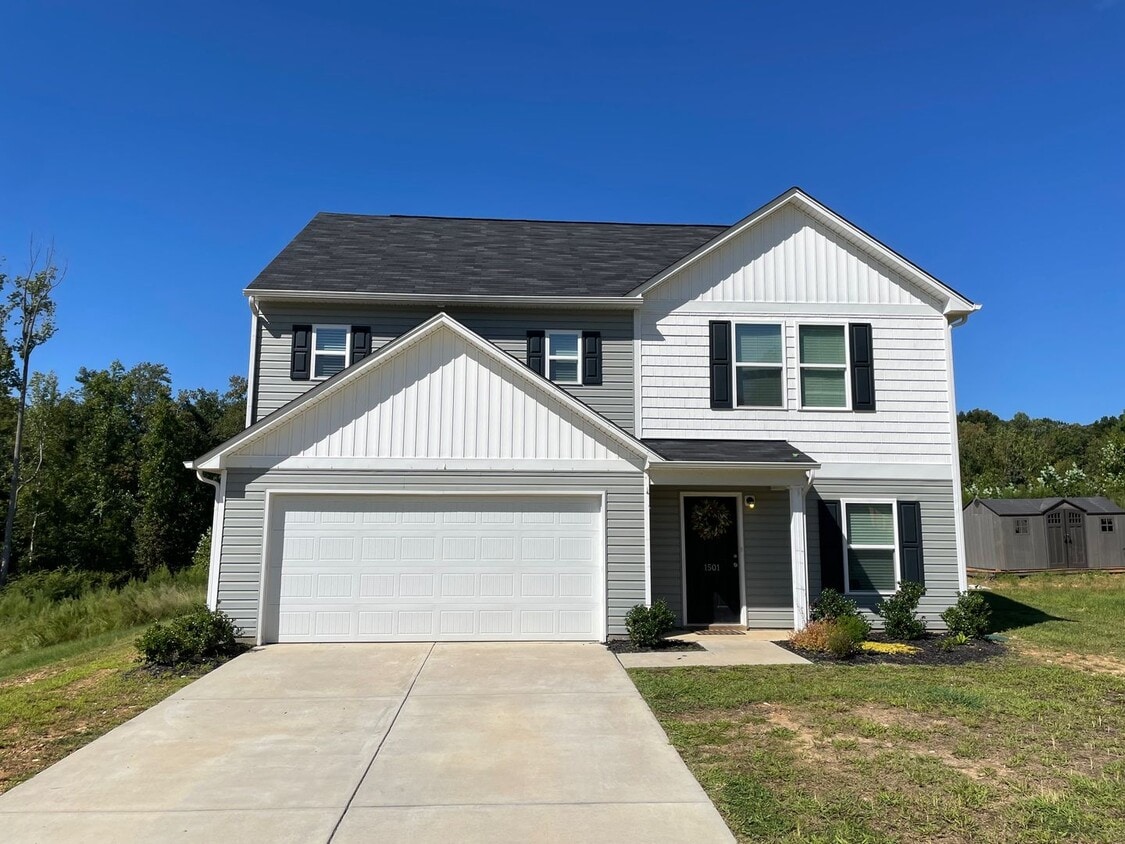 Primary Photo - Beautiful 4 bed 3 bath home!