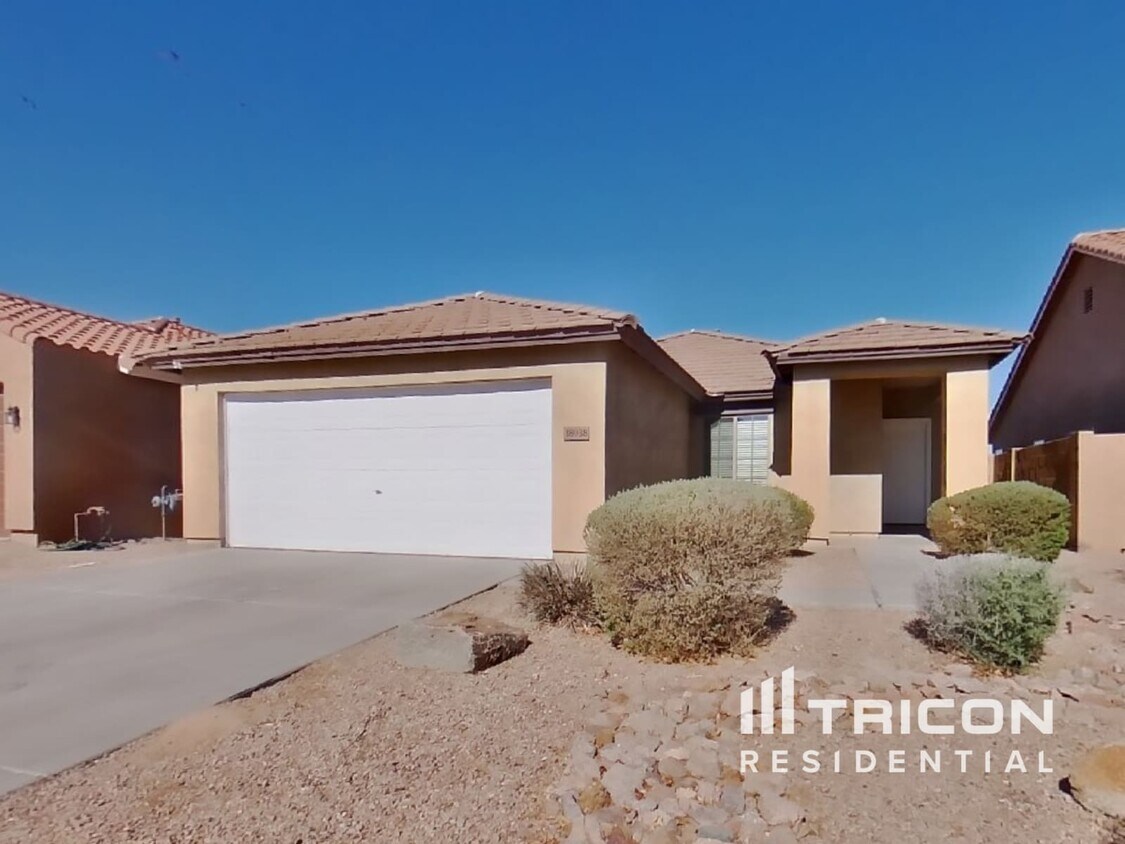 Foto principal - 18938 N Smith Dr