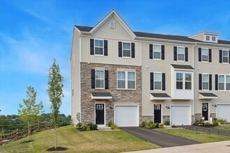 Building Photo - 831 Pecan Rd