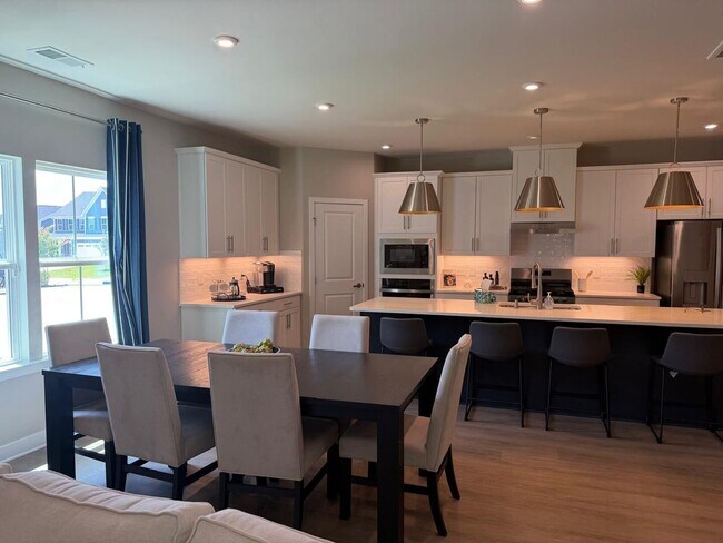 Foto del edificio - BRAND NEW CONSTRUCTION IN CANTERBROOK FARMS FOUNTAIN INN! 3 BED 2 BATH