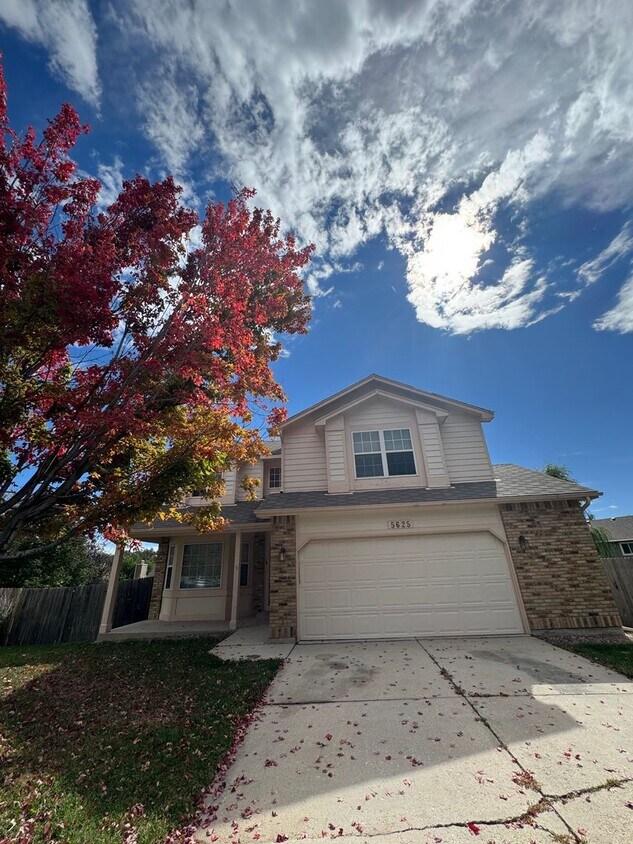 Foto principal - Charming 5 Bed 3 Bath House