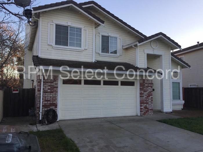 Foto principal - 5134 Woodmont Ct