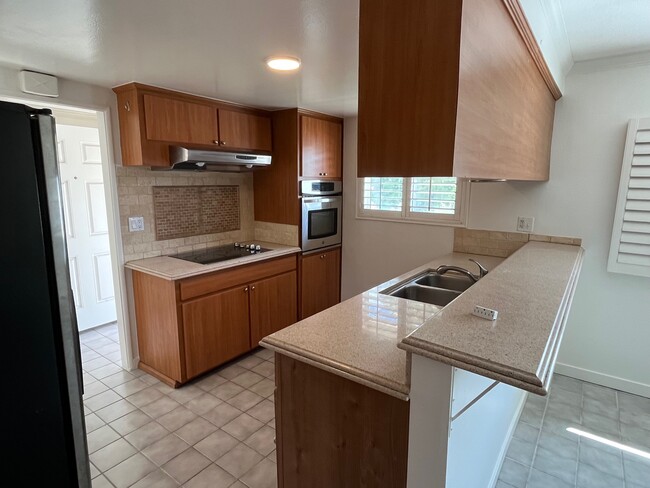 Building Photo - 3187 Calle Quebracho