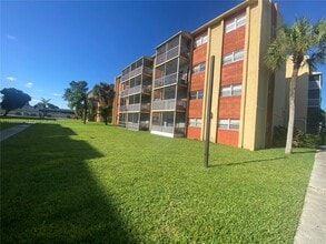 Building Photo - 3700 NW 21st St
