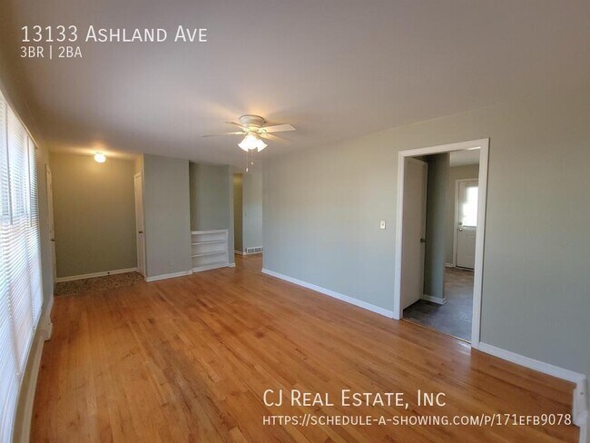 Foto del edificio - 13133 Ashland Ave