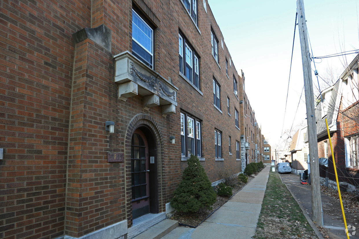 Building Photo - 4155-63 Magnolia Avenue