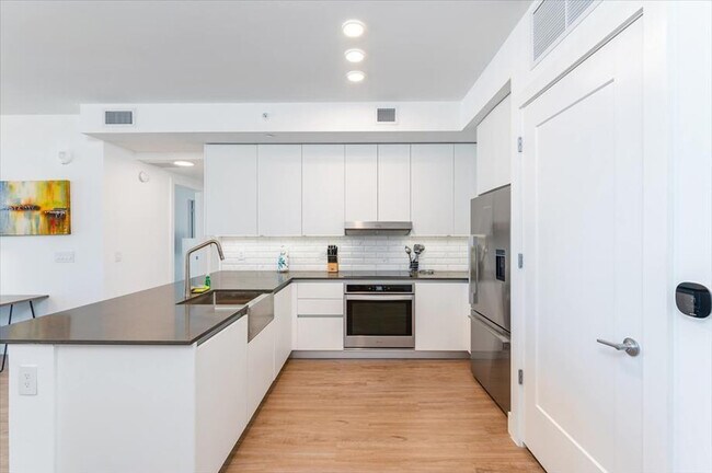 Foto del edificio - 460 NE 5th St