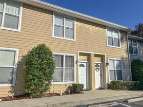 Building Photo - 3575 SW 30th Way