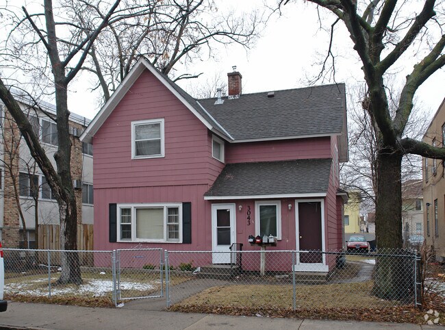 Building Photo - 3043 Grand Ave S