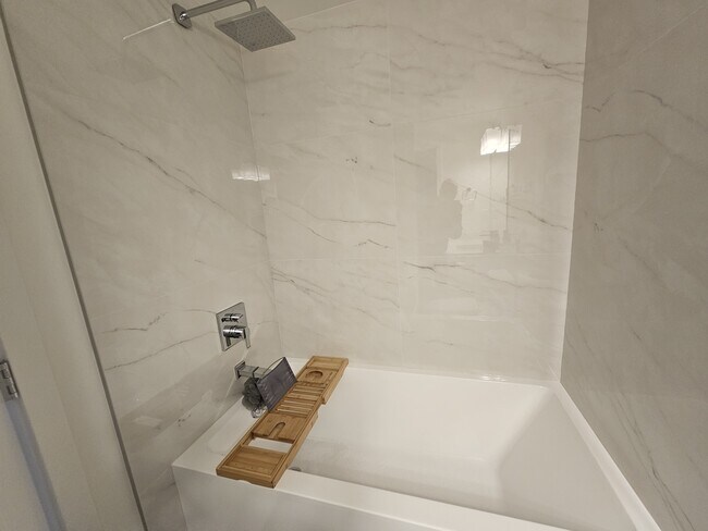 Building Photo - 22562-22121 121 Ave