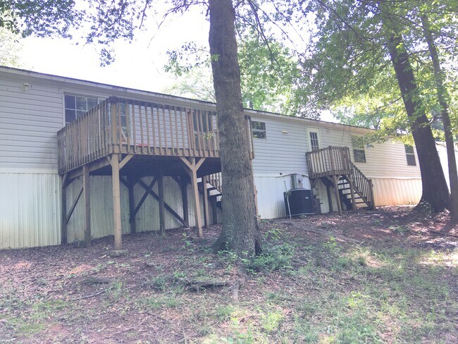 Foto del edificio - 111 Meadow Hills Dr