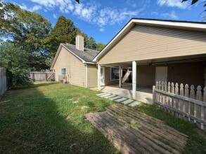 Building Photo - 5236-5240 Berryville Ct