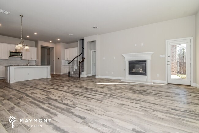 Building Photo - 1502 Derby Dr