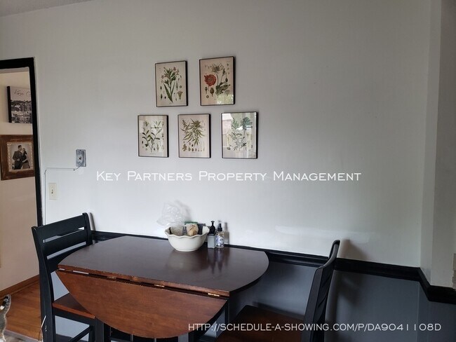 Building Photo - 1214 E Westerfield Pl - CUTE!