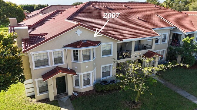 Foto del edificio - 2007 Belmont Ln