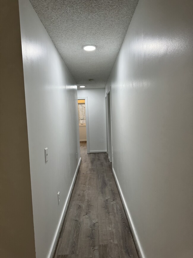 Hallway to bedrooms - 465 N Burkhart Rd