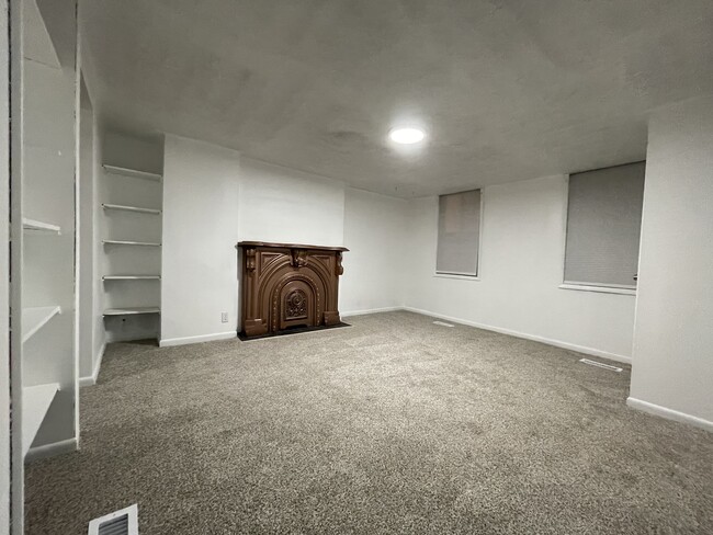 Building Photo - 47 2nd St