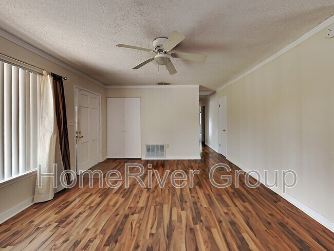 Foto del edificio - 1703 US-90