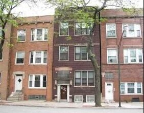 Building Photo - 726 S May St