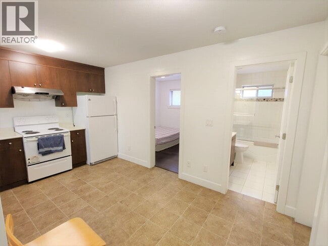 Building Photo - 5973 Woodsworth St