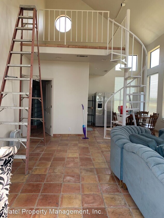 Primary Photo - 1 br, 1 bath House - 4106 1/2 ROSELLE AVE