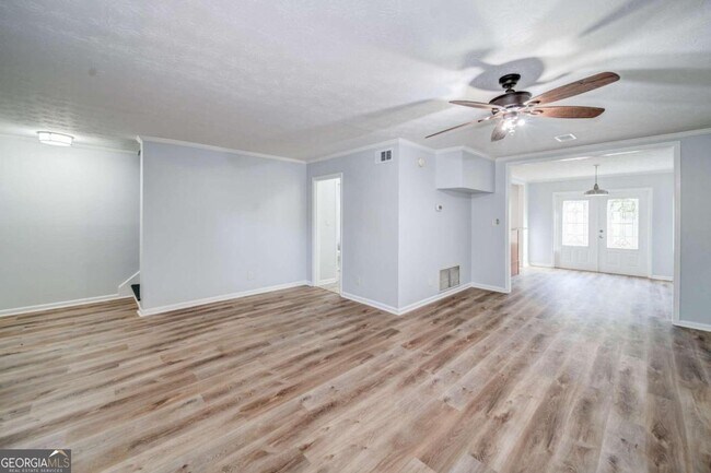 Building Photo - 280 Winding River Dr