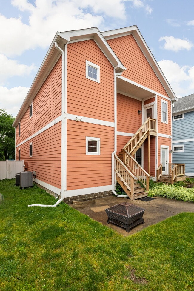 Foto del edificio - 2326 N Pennsylvania St