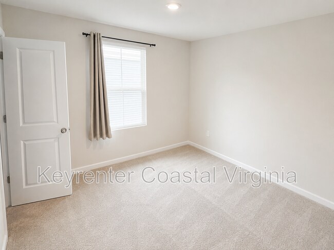 Building Photo - 116 Sourgum Ln