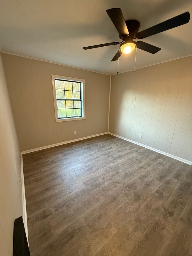 Foto del edificio - 616-622 14th St Quadplex