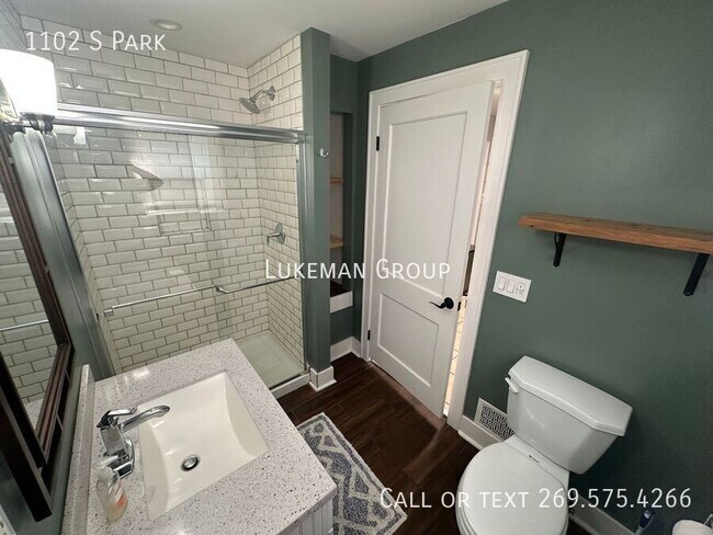 Foto del edificio - 1102 S Park-