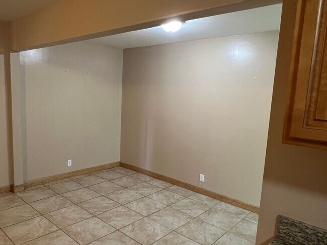 Foto del edificio - 777 N 20th St