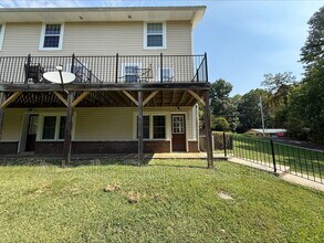 Building Photo - 128 Leach Dr