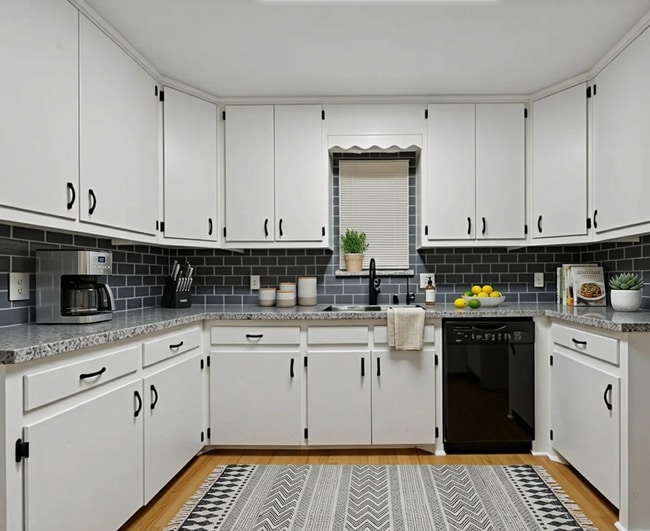 Building Photo - Modern Comfort, Warm Vibes Mission Gem