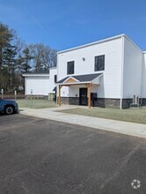 Building Photo - The Residences at Crescent Commons