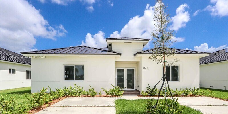 Primary Photo - 17321 sw 304 st