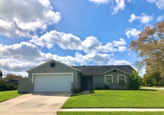 GREAT 3/2 HOME IN OVIEDO STILLWATER SUBDIVISION - GREAT 3/2 HOME IN OVIEDO STILLWATER SUBDIVISION