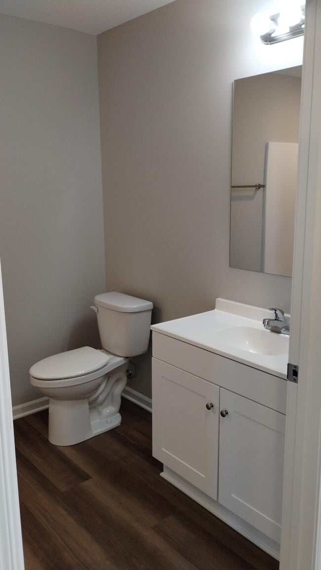 Building Photo - 1505 Coventry Ct