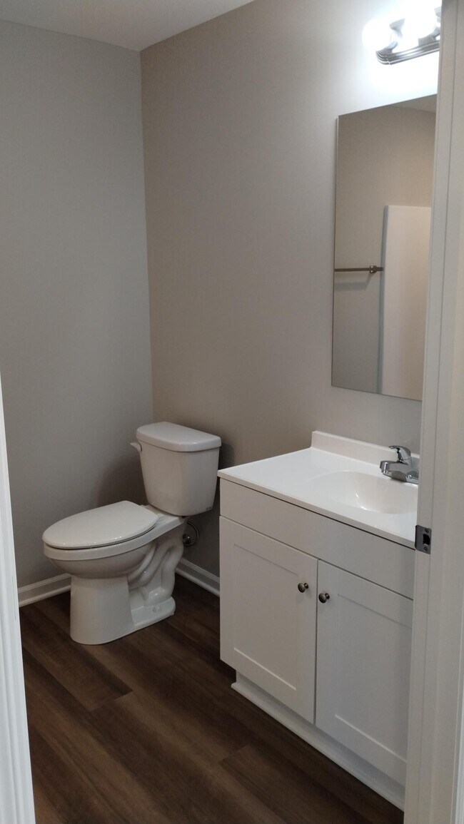 Foto del edificio - 1505 Coventry Ct