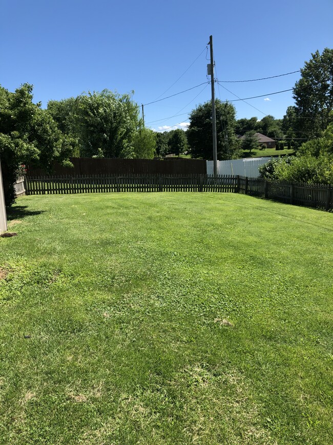 Building Photo - 3571 S Davies Ct
