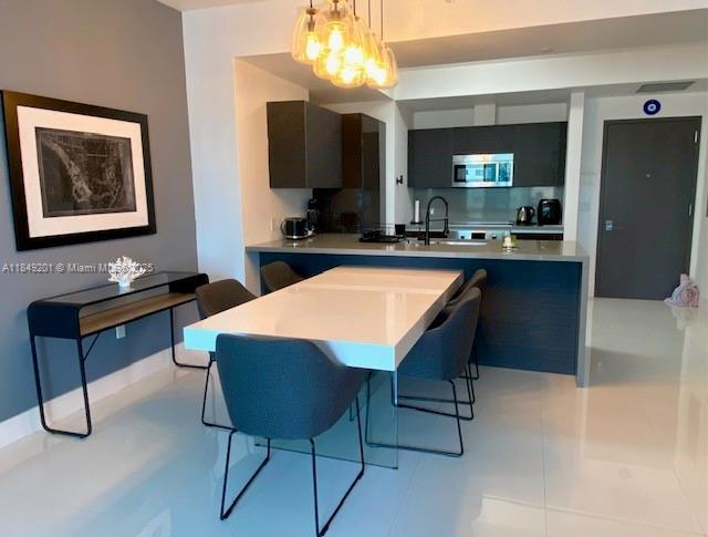Foto principal - 1080 Brickell Ave