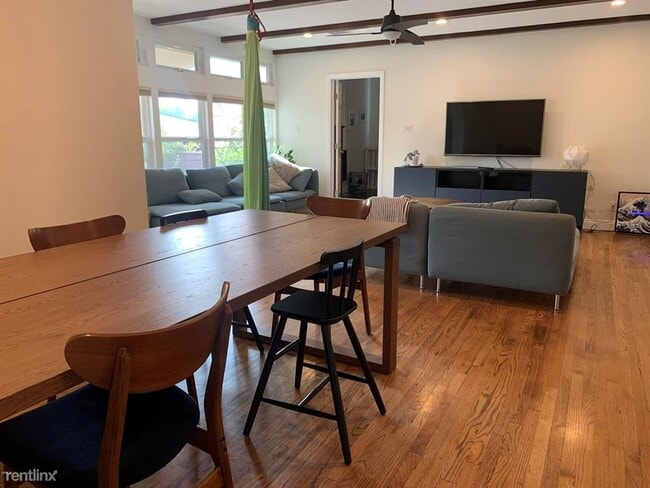 Building Photo - 3 br, 2 bath House - 310 Knight Way