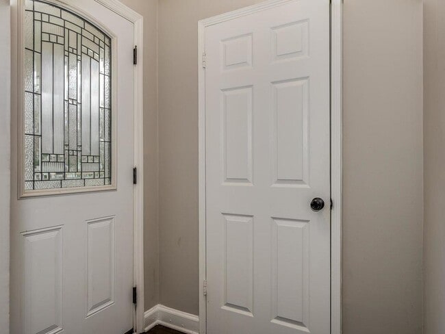 Foto del edificio - Charming 3-bedroom, 2-bathroom ranch-style home in the desirable Madison Park neighborhood!