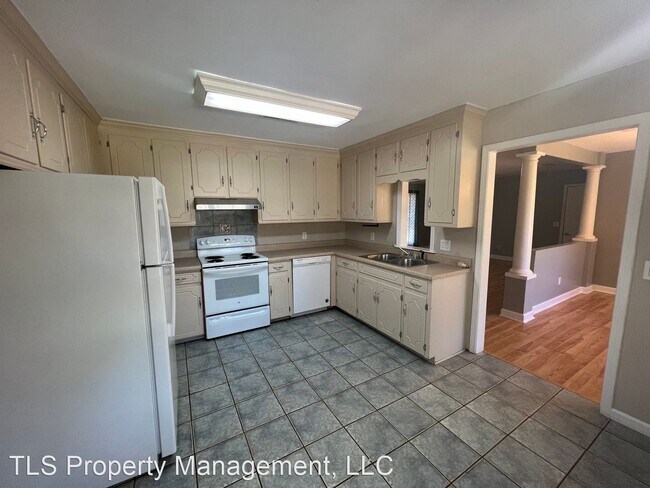 Foto del edificio - 3 br, 2 bath House - 116 E Pondella Drive